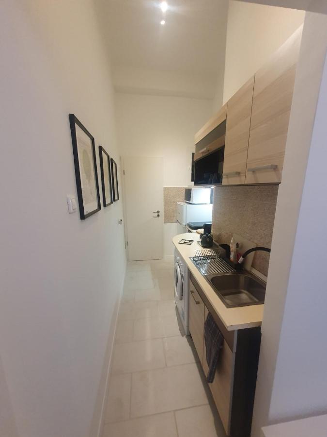 Petofi Apartment With Air Condition Budapest Bagian luar foto